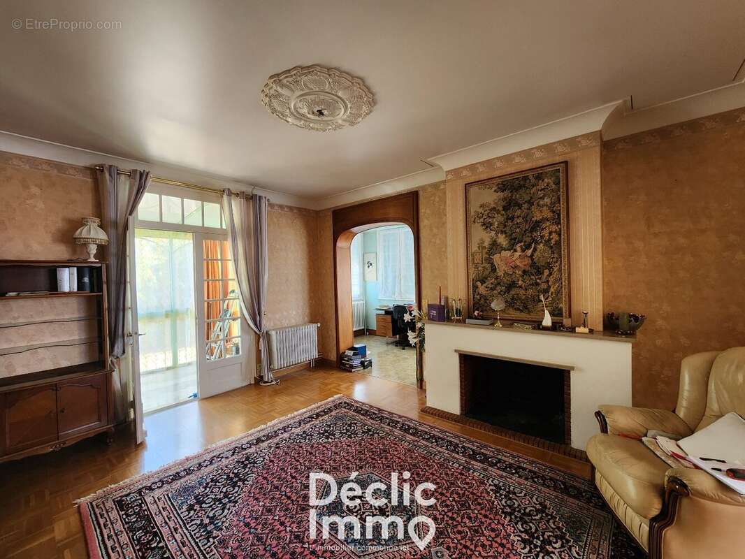 Maison à LA COURONNE