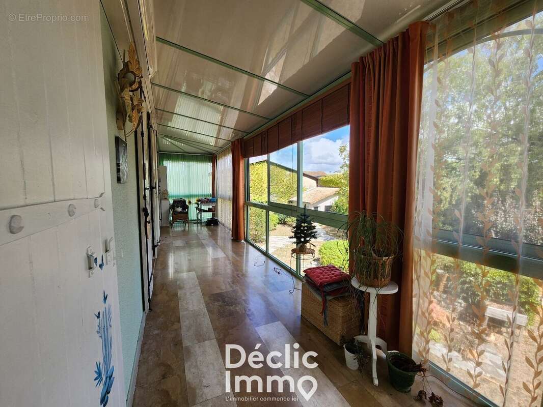 Maison à LA COURONNE