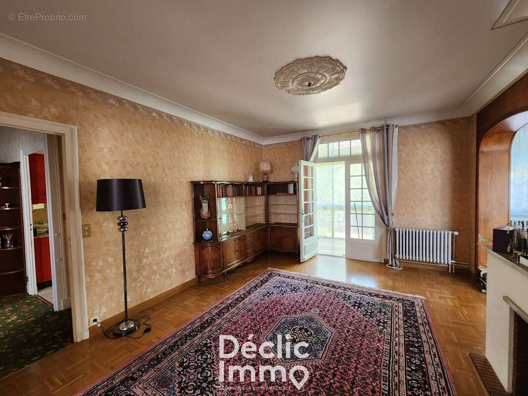 Maison à LA COURONNE