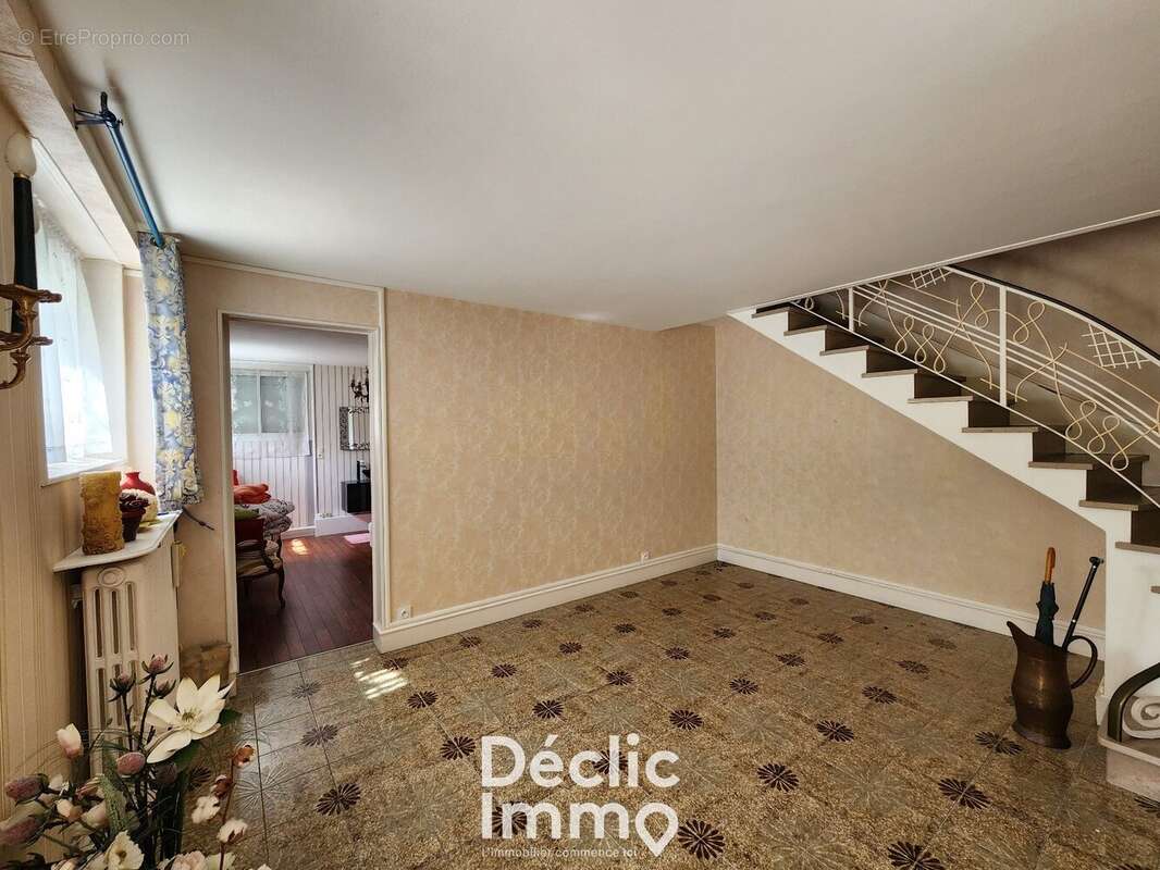 Maison à LA COURONNE