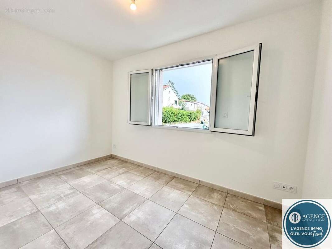 Maison à ROUSSILLON