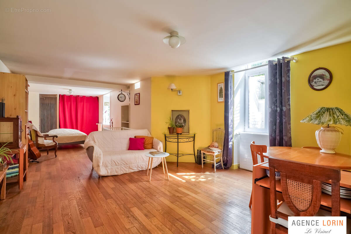 Maison à LE VESINET