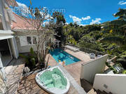 Maison à LES TROIS-ILETS