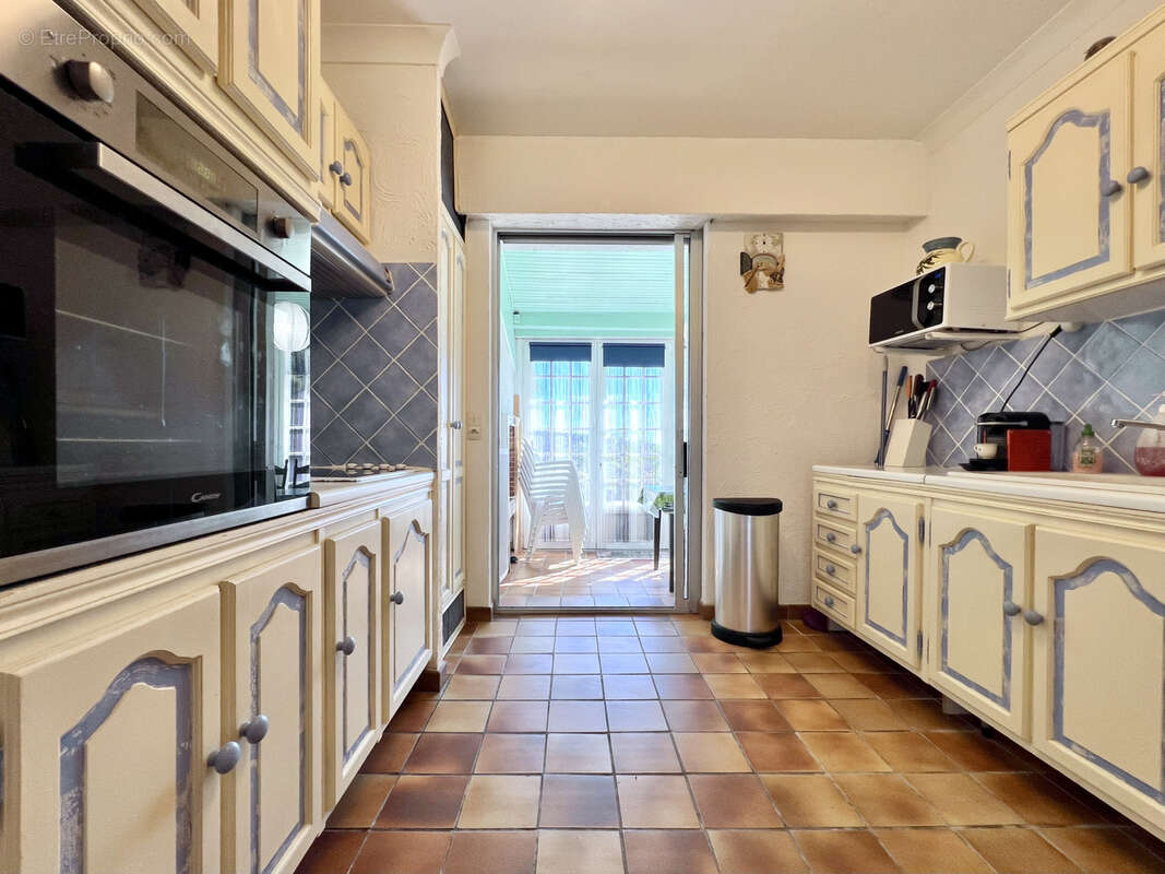 Maison à LES ISSAMBRES