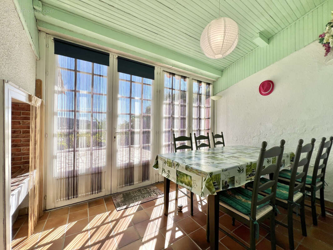 Maison à LES ISSAMBRES