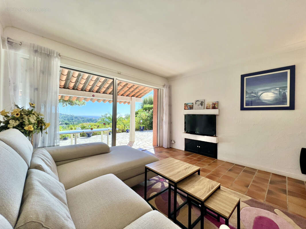 Maison à LES ISSAMBRES