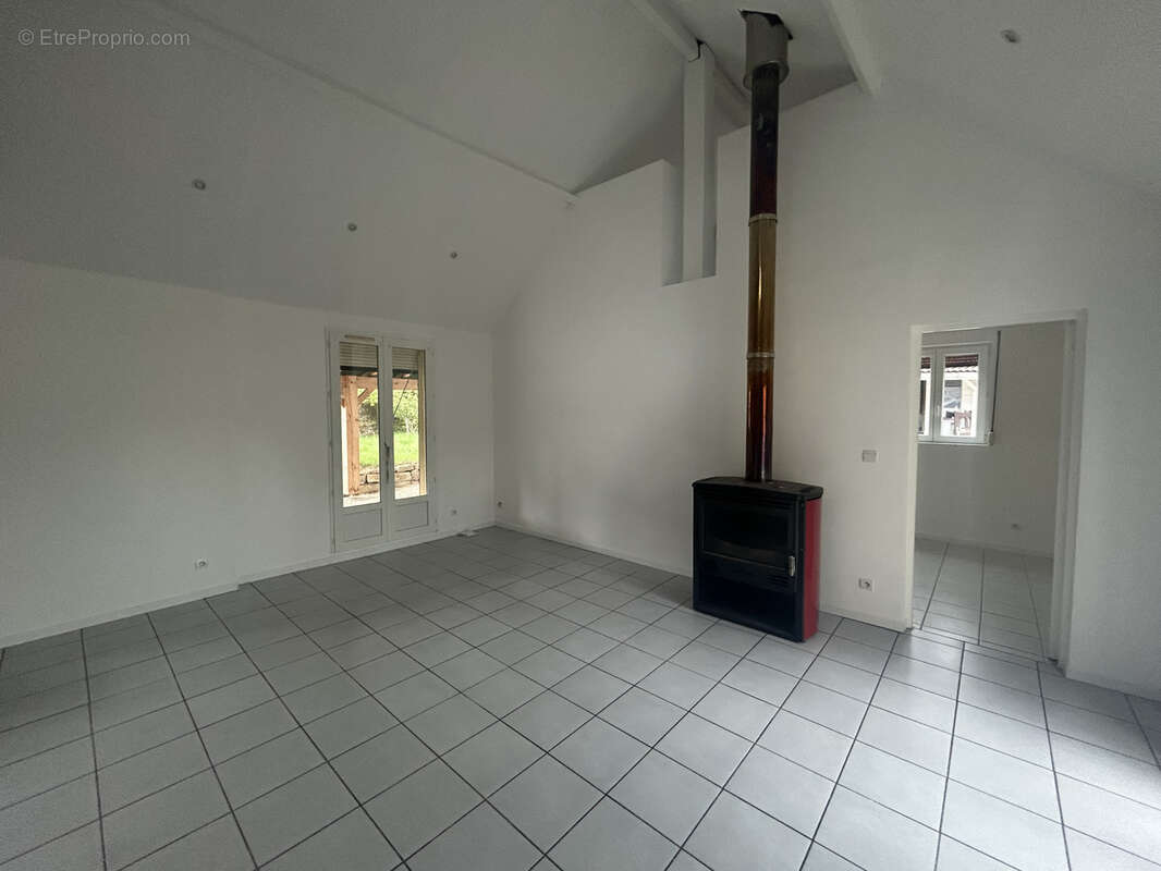 Maison à CHAMPAGNEY