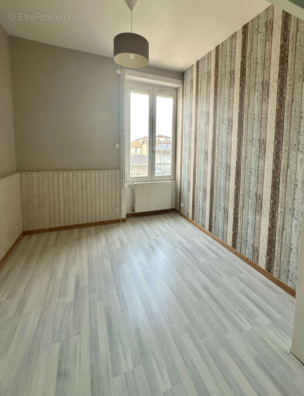 Appartement à OULLINS