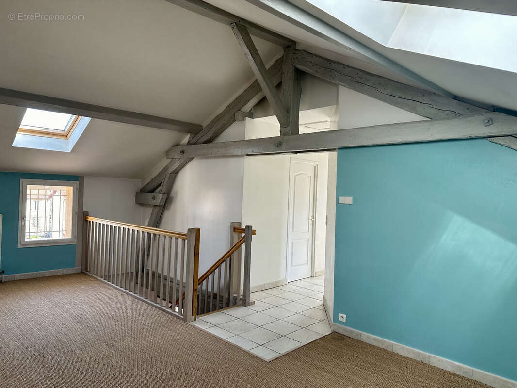 Appartement à OULLINS