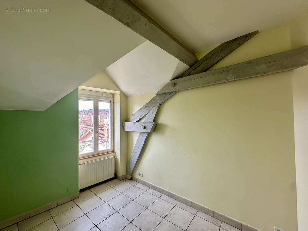 Appartement à OULLINS