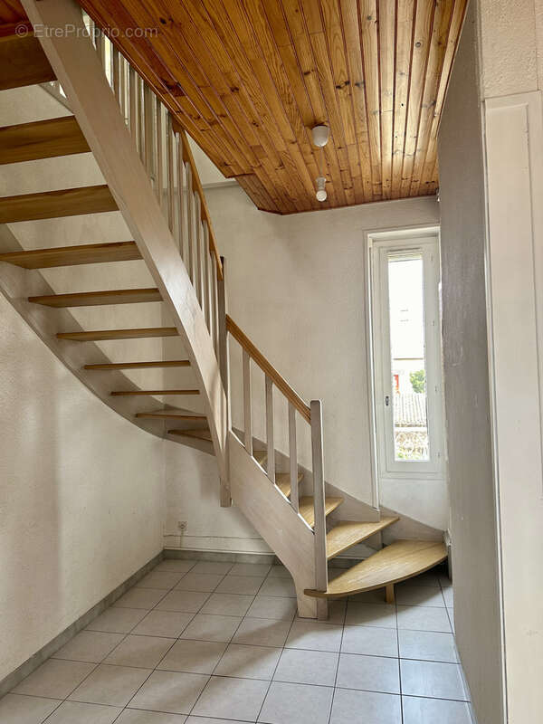 Appartement à OULLINS