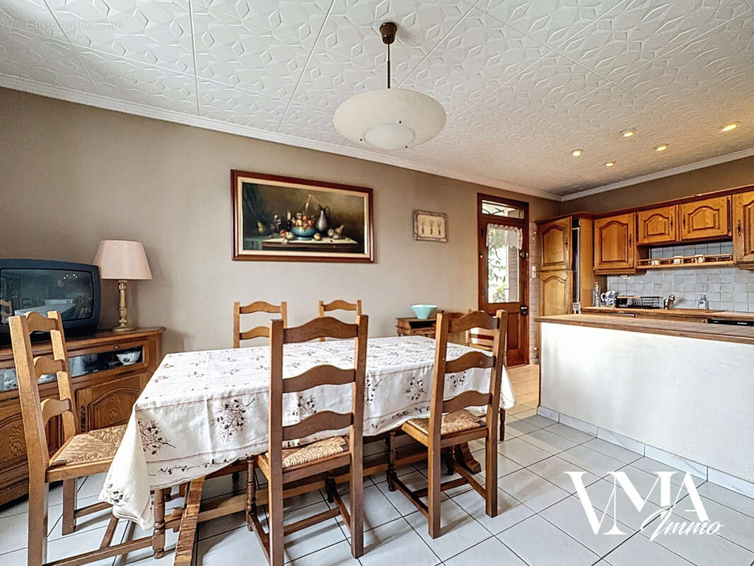 Maison à DECINES-CHARPIEU