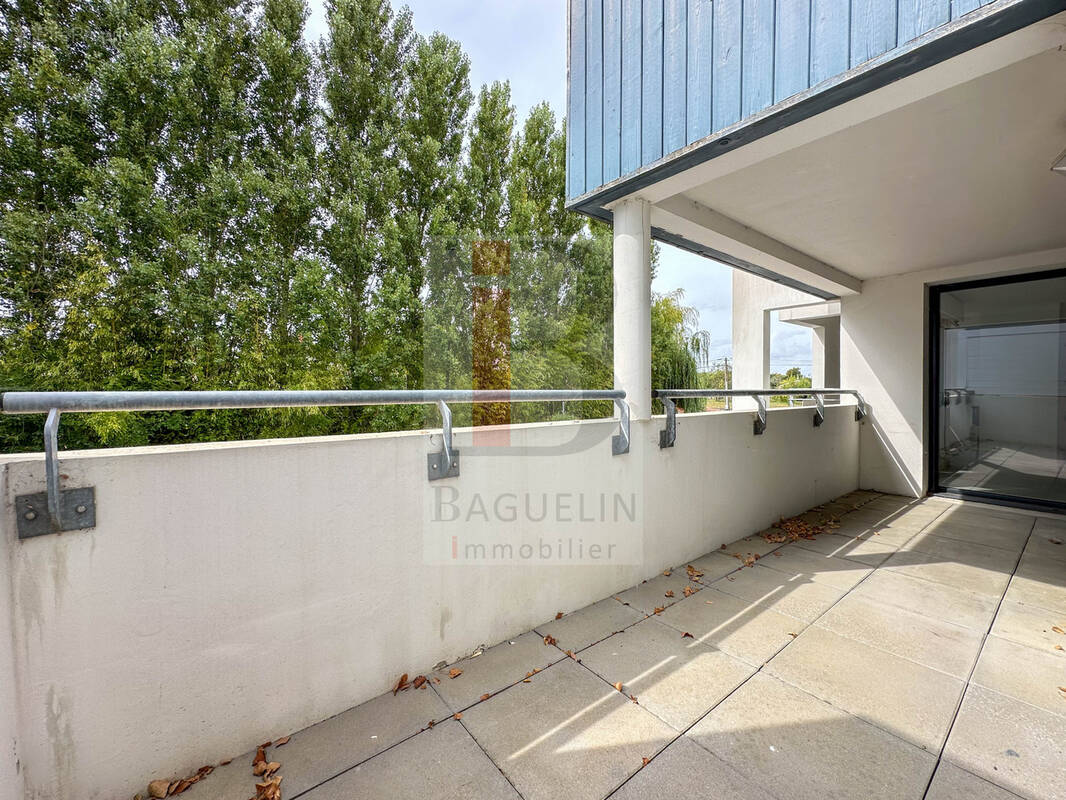 Appartement à FOURAS