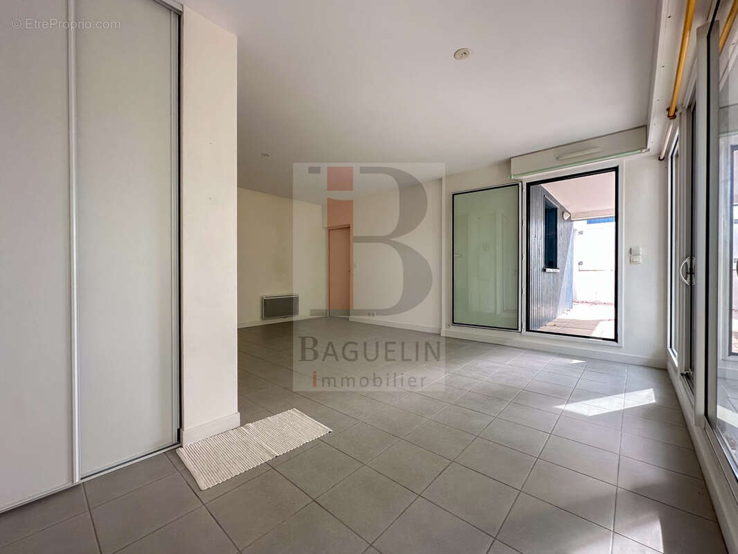 Appartement à FOURAS