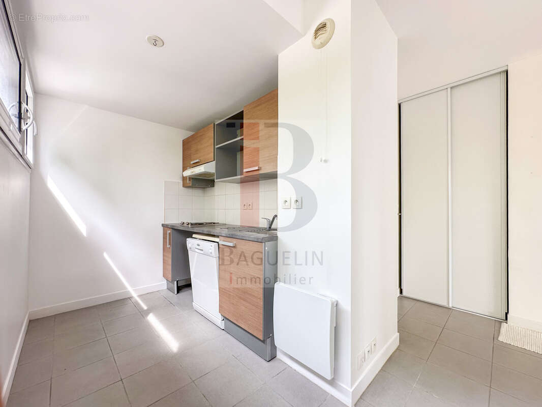 Appartement à FOURAS