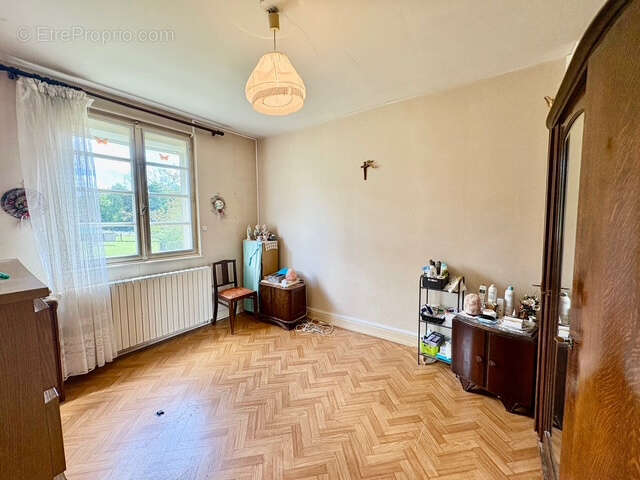 Maison à CHAMPAGNEY