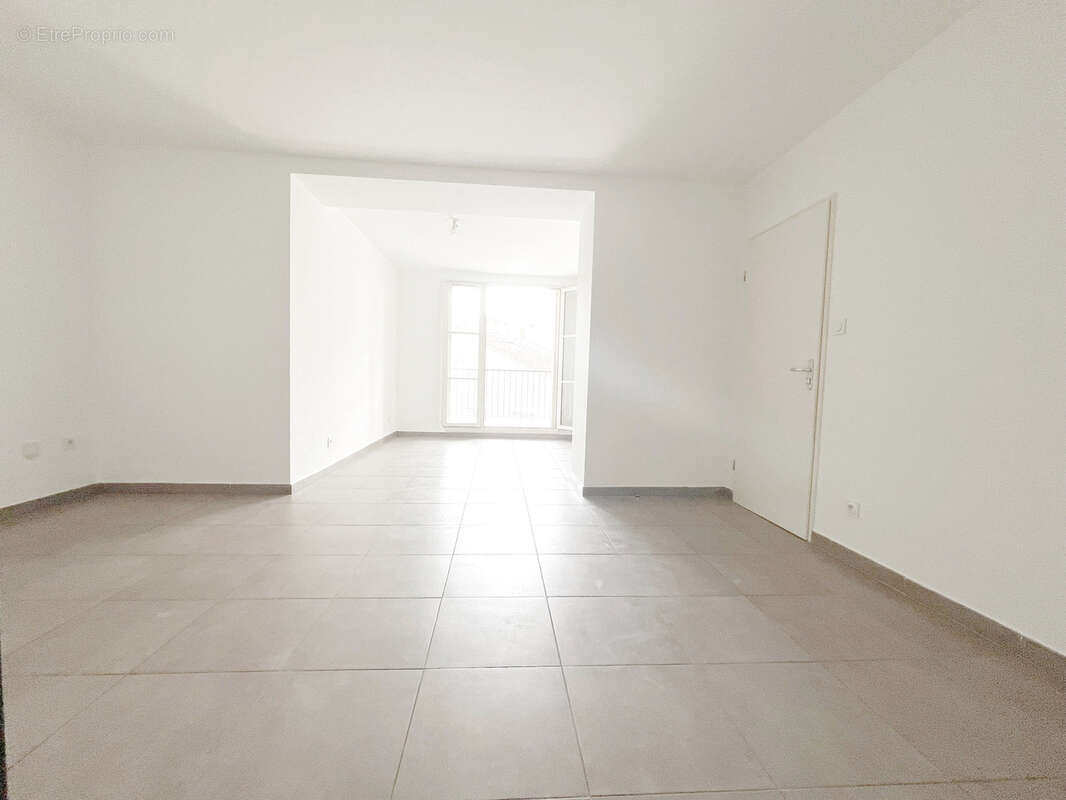 Appartement à HYERES