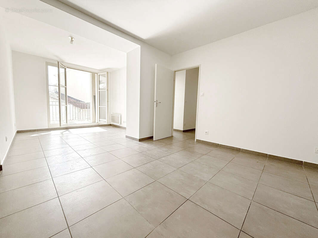 Appartement à HYERES