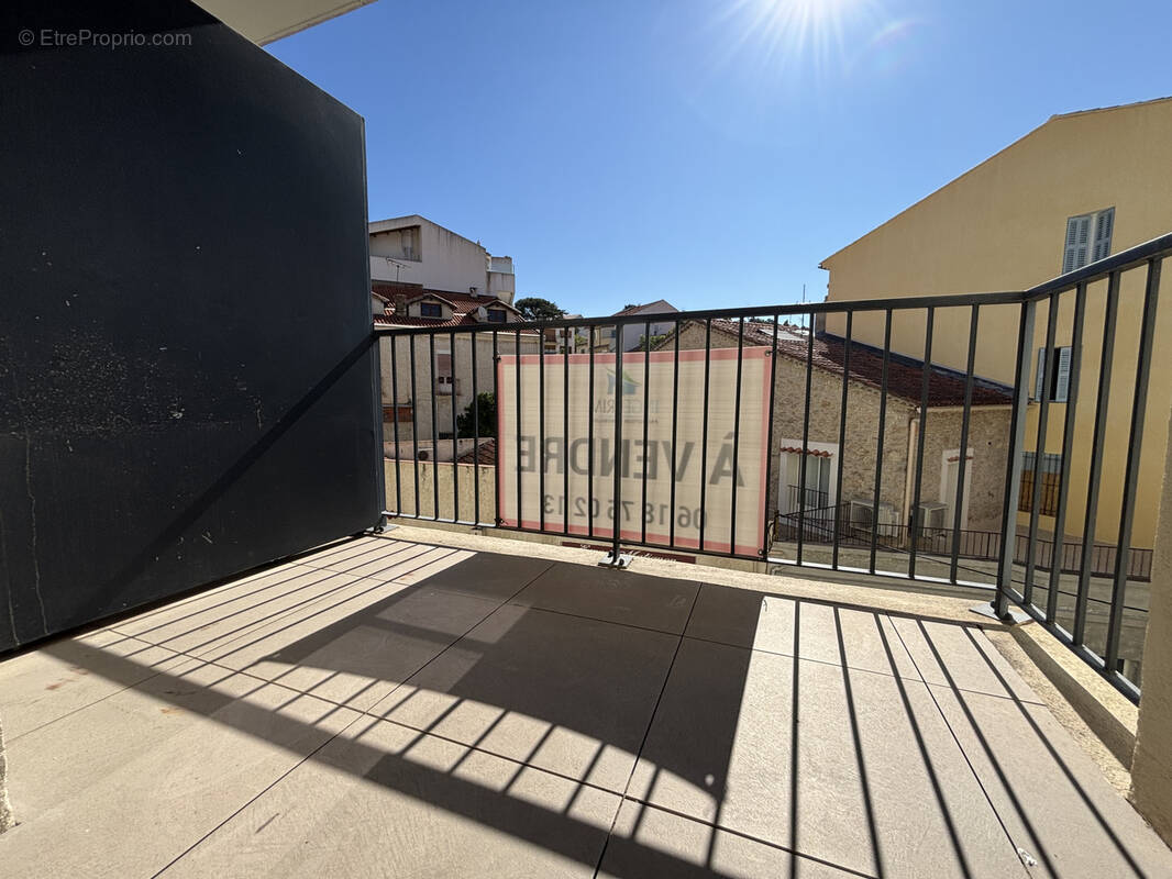 Appartement à HYERES