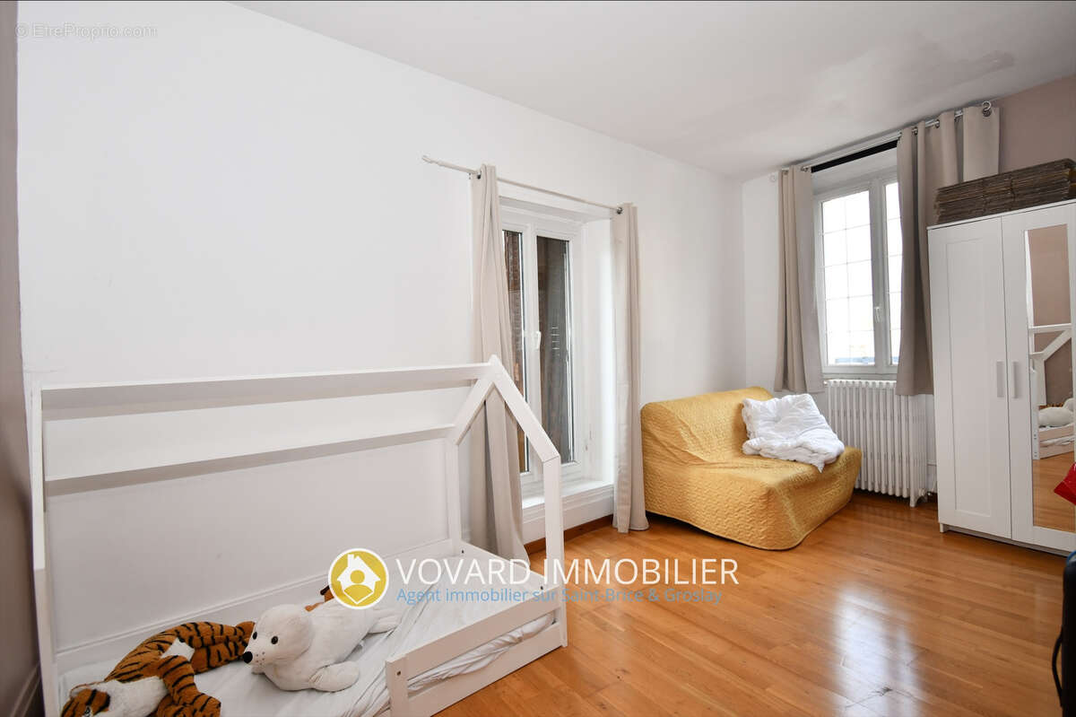 Maison à SAINT-BRICE-SOUS-FORET