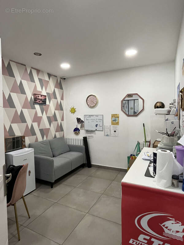 Commerce à MONTREUIL