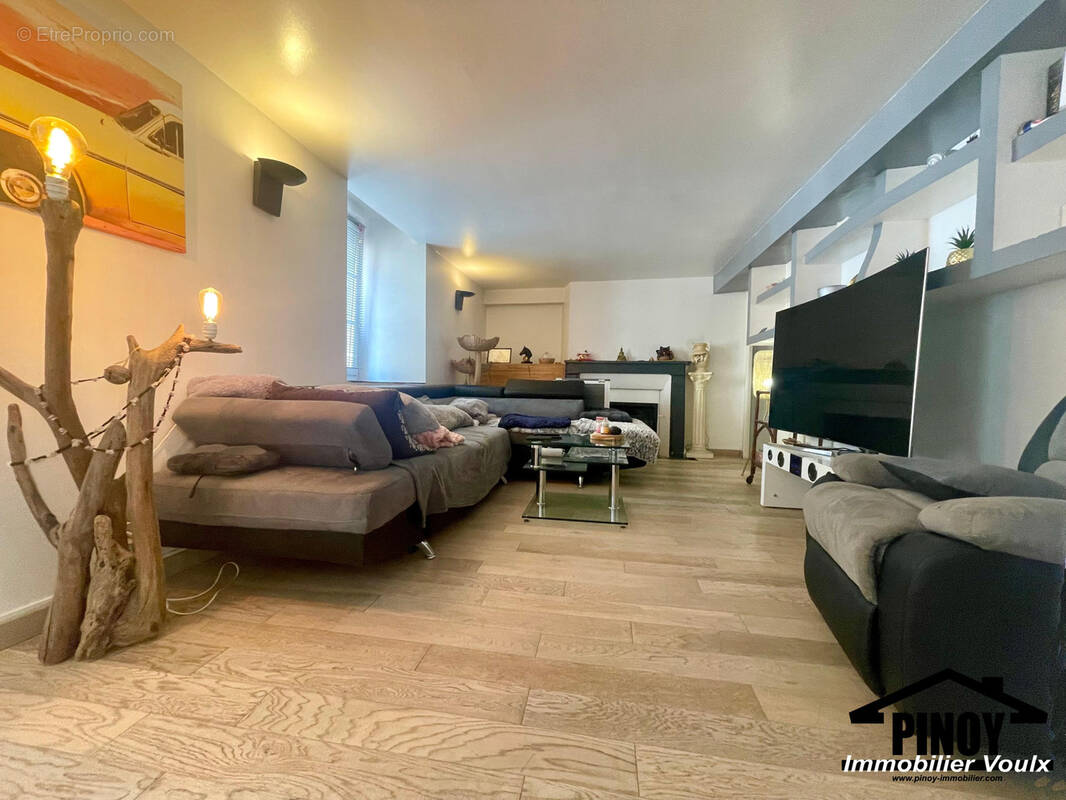 Maison à LORREZ-LE-BOCAGE-PREAUX