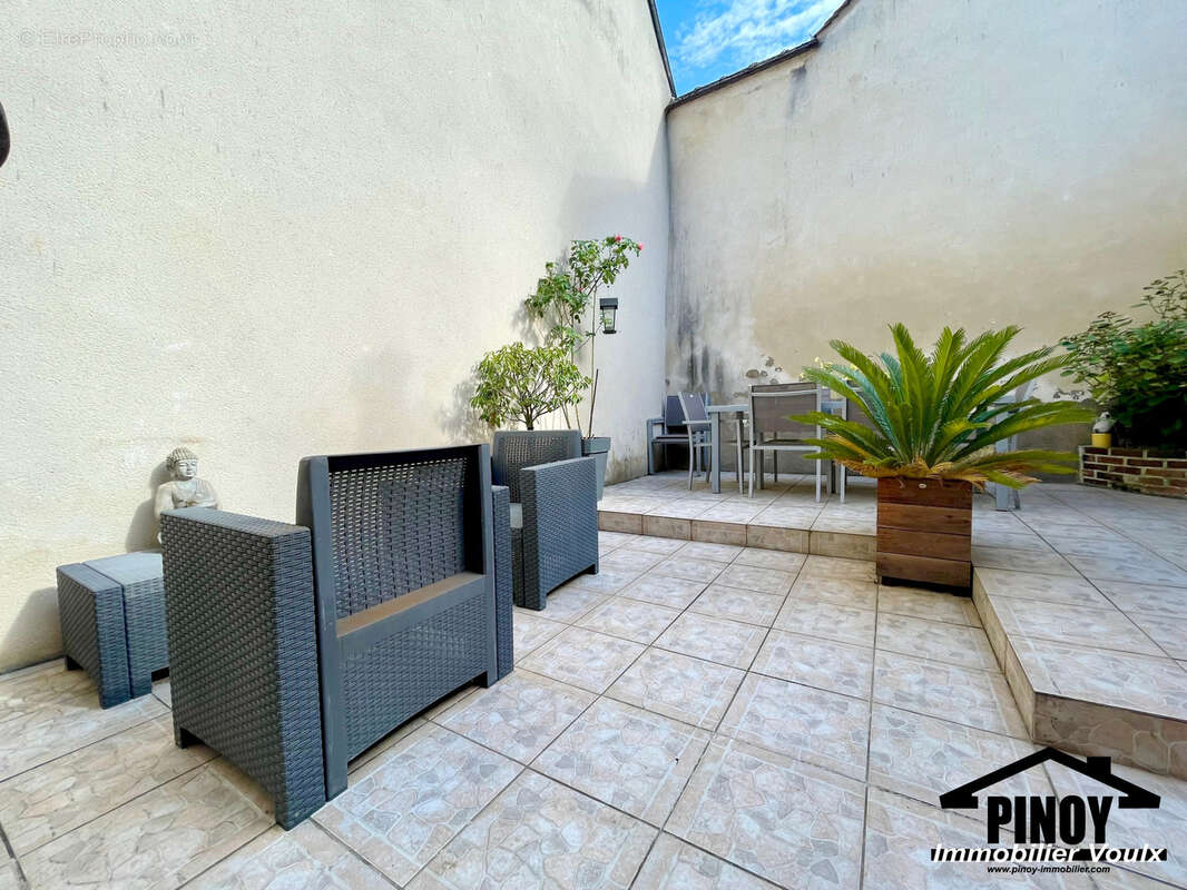 Maison à LORREZ-LE-BOCAGE-PREAUX