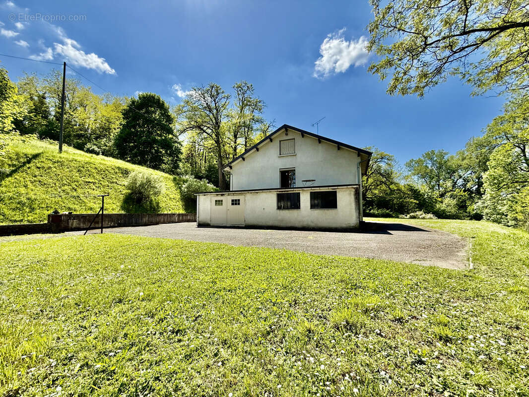 Maison à BOURGOIN-JALLIEU