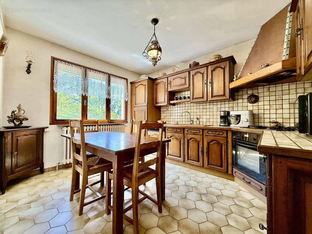 Maison à BOURGOIN-JALLIEU