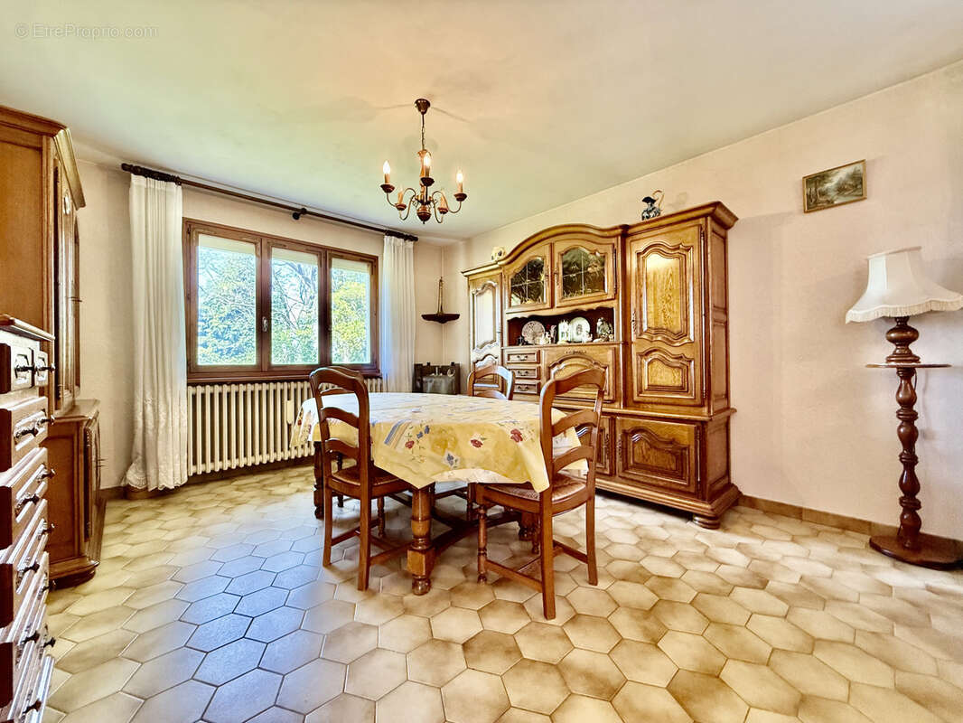 Maison à BOURGOIN-JALLIEU