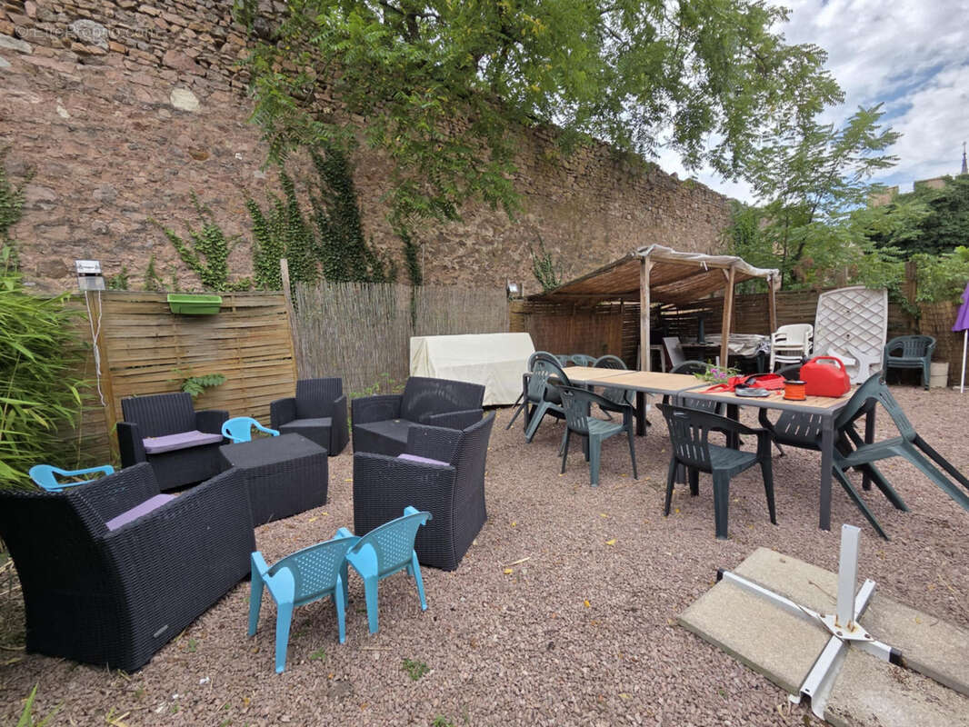 Commerce à LAPALISSE