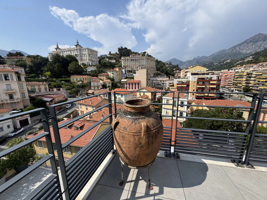 Appartement à MENTON