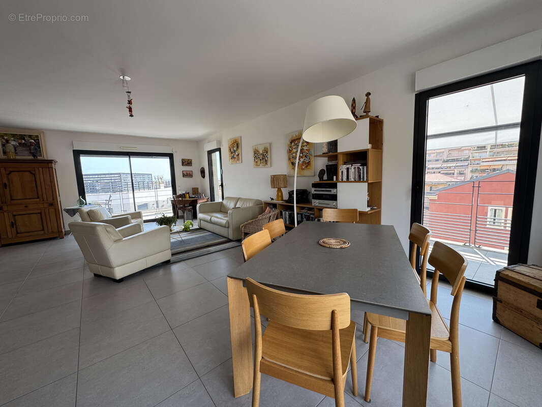 Appartement à MENTON