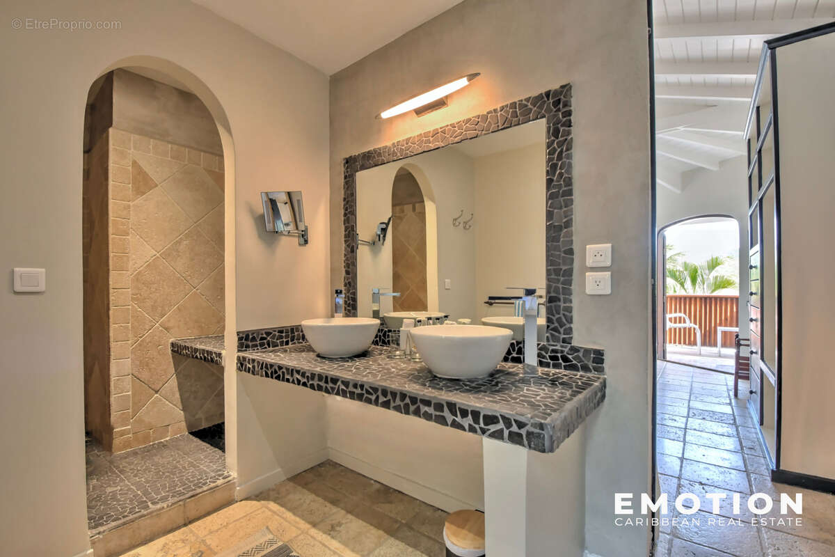 Commerce à SAINT-MARTIN