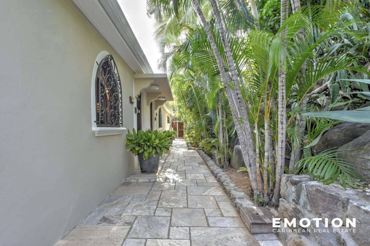 Commerce à SAINT-MARTIN