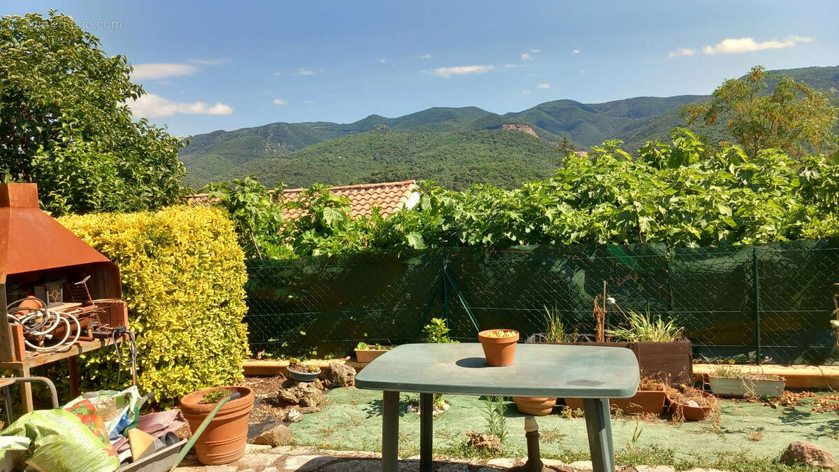 Appartement à LAMALOU-LES-BAINS