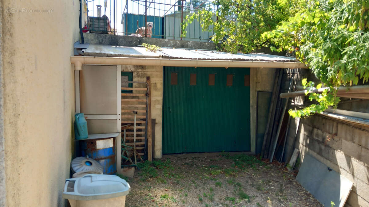 Appartement à LAMALOU-LES-BAINS