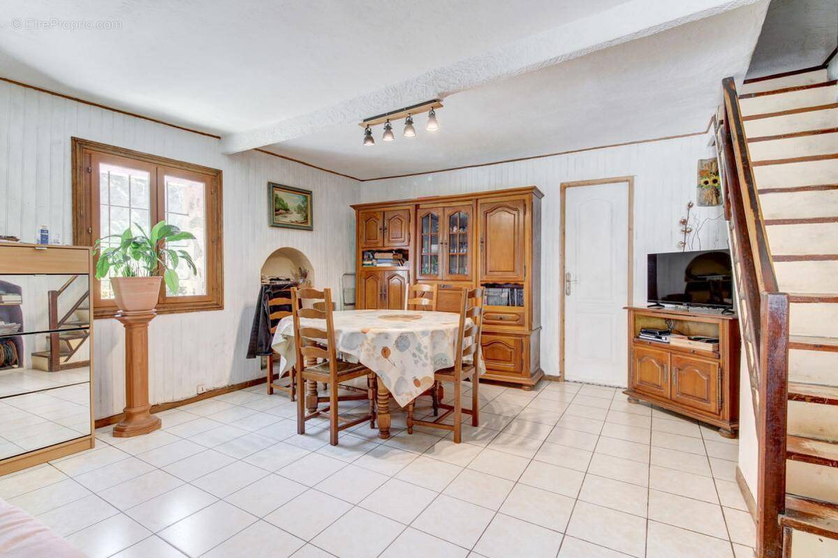 Maison à TOURNEFORT