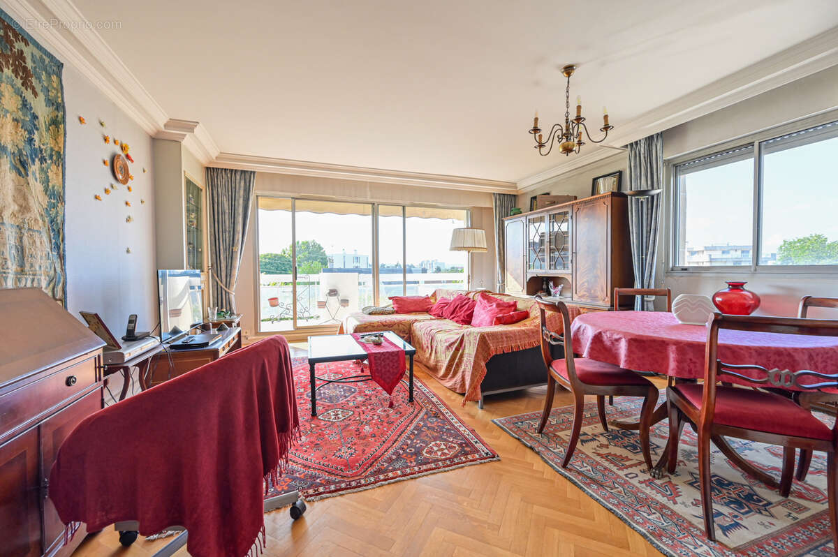 Appartement à SAINT-MAUR-DES-FOSSES