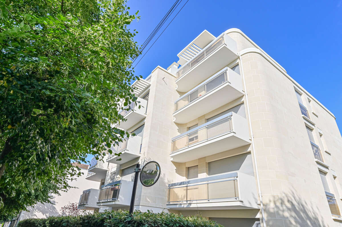 Appartement à SAINT-MAUR-DES-FOSSES