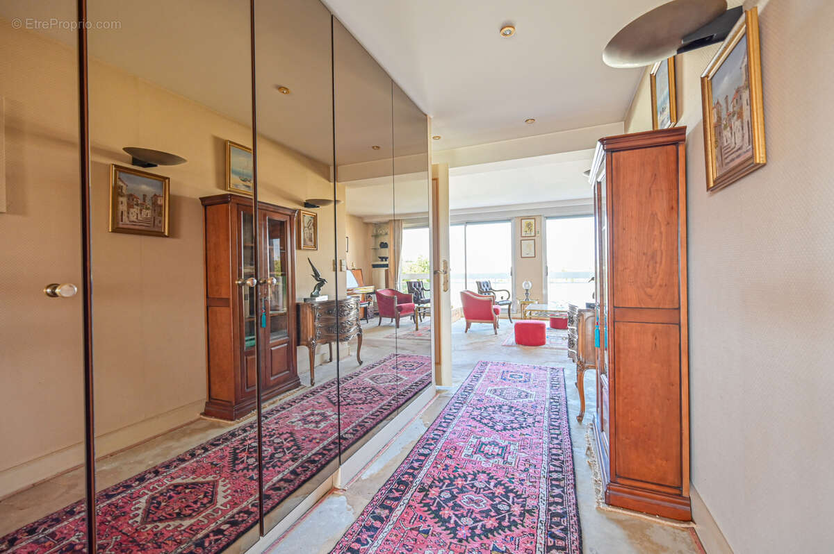 Appartement à SAINT-MAUR-DES-FOSSES