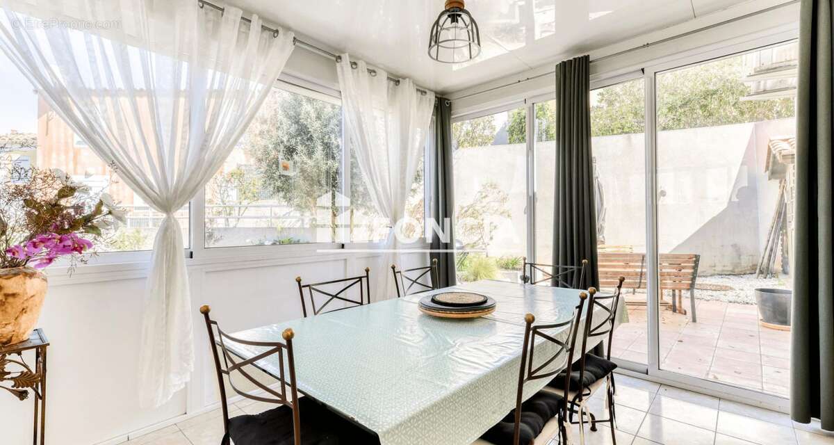 Appartement à FLEURY