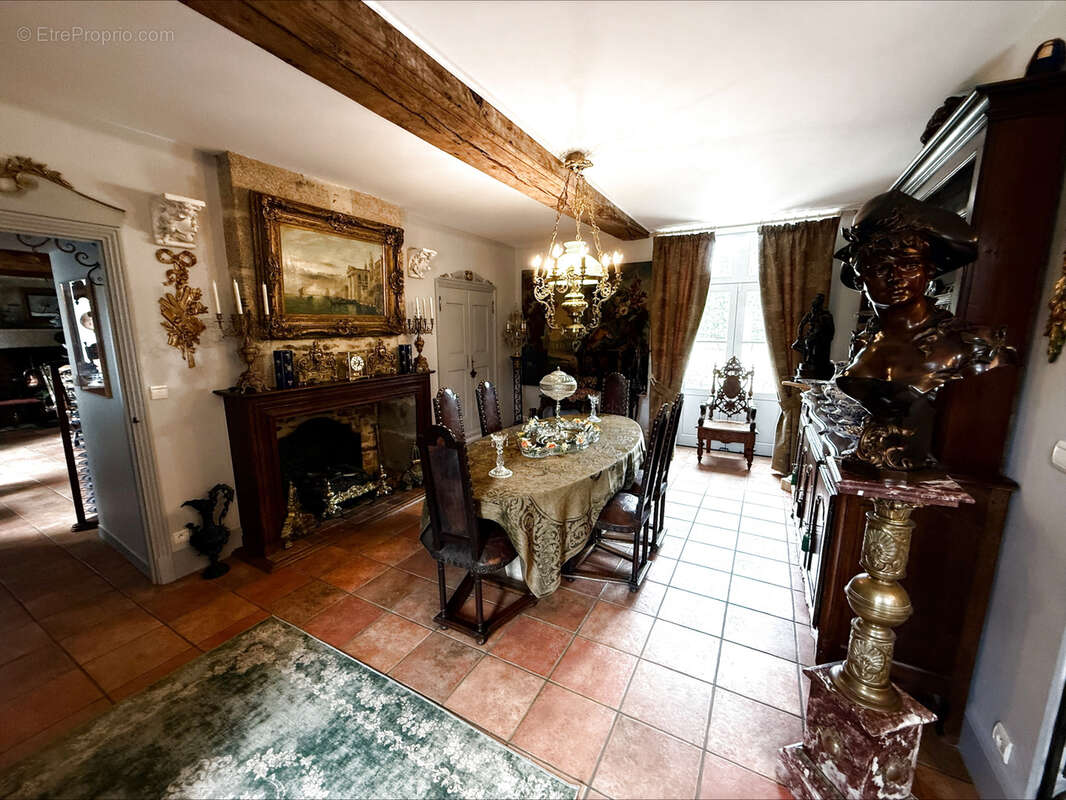 Maison à SAINT-DENIS-SUR-SARTHON