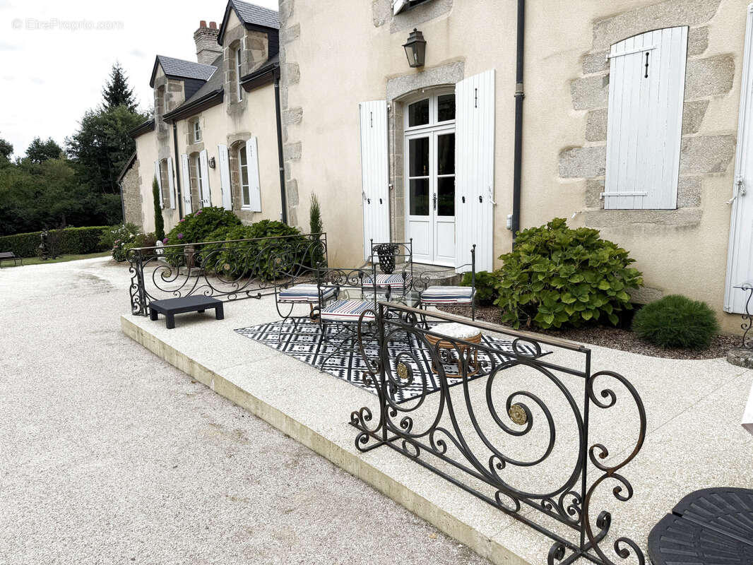 Maison à SAINT-DENIS-SUR-SARTHON