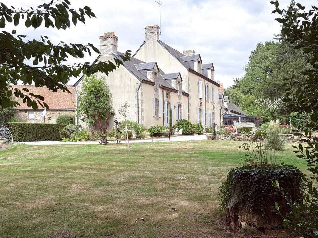 Maison à SAINT-DENIS-SUR-SARTHON