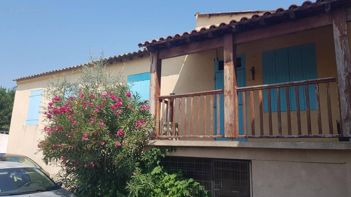 Maison à LA FARE-LES-OLIVIERS