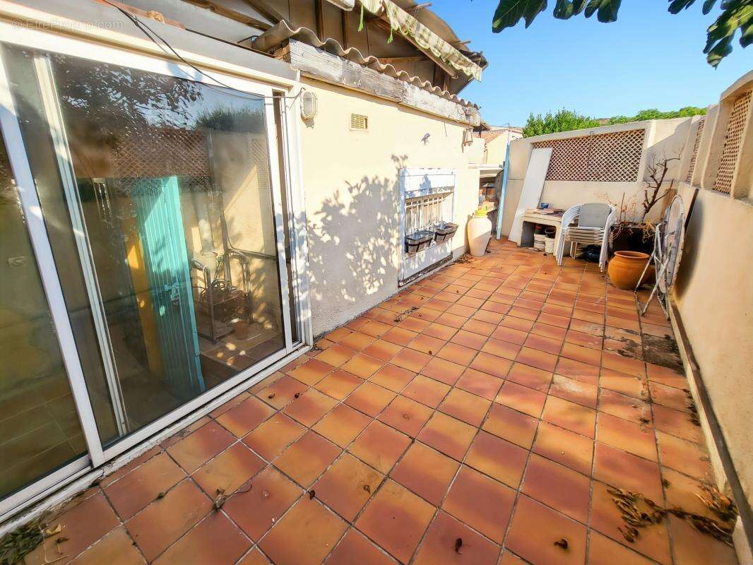 Maison à LA FARE-LES-OLIVIERS