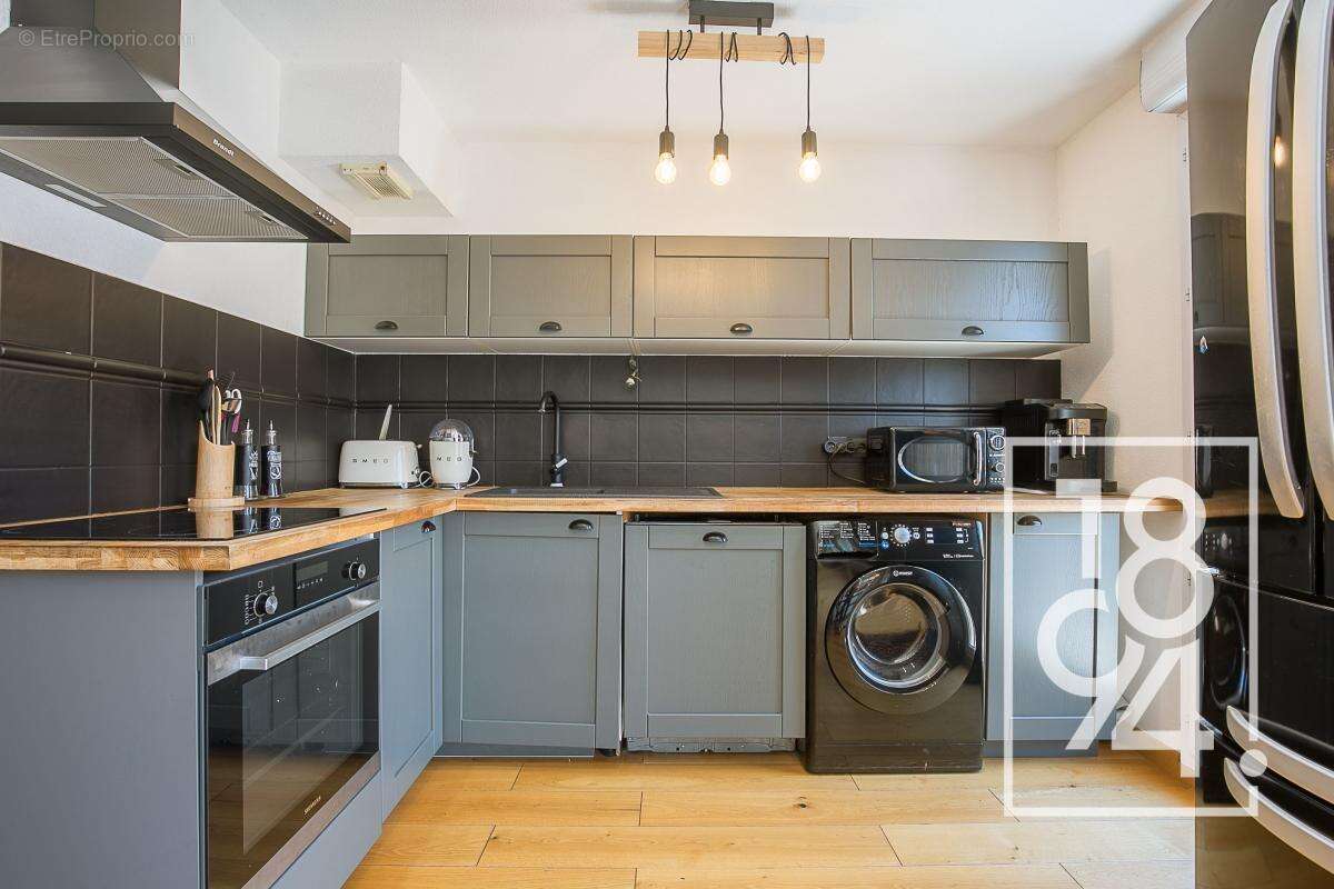 Appartement à MARSEILLE-10E