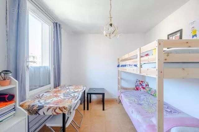 Appartement à MARSEILLE-9E