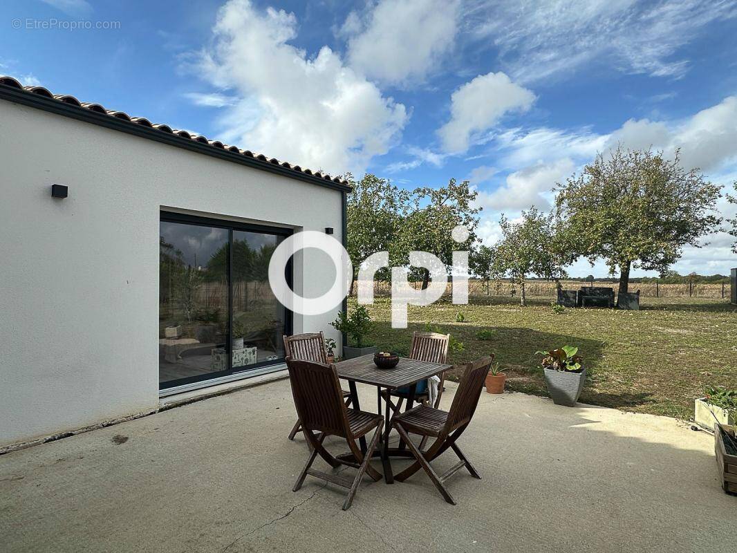 Maison à BREUIL-MAGNE